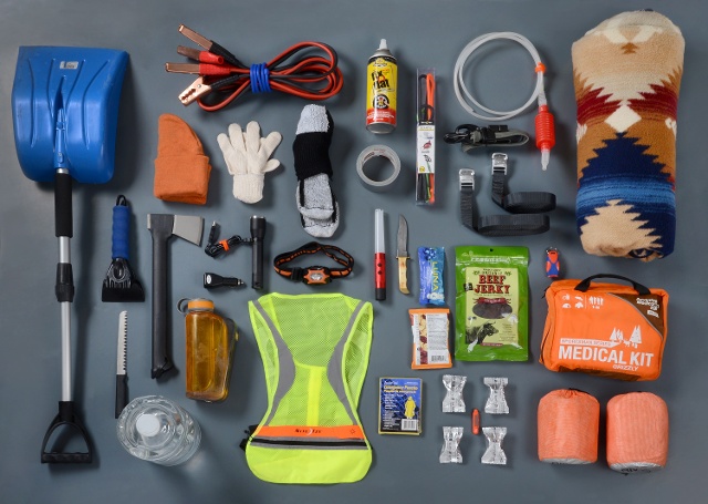 How to prepare the perfect survival kit for your vehicle EcoloDriver